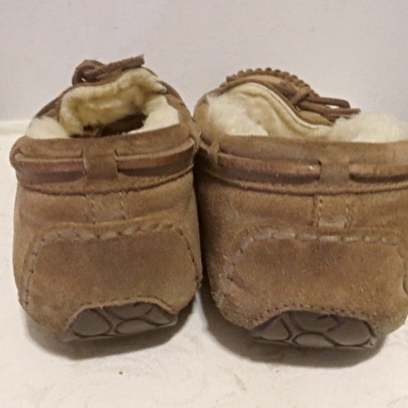 UGG Dakota Slipper Moccasins Size 5 - Picture 5 of 6